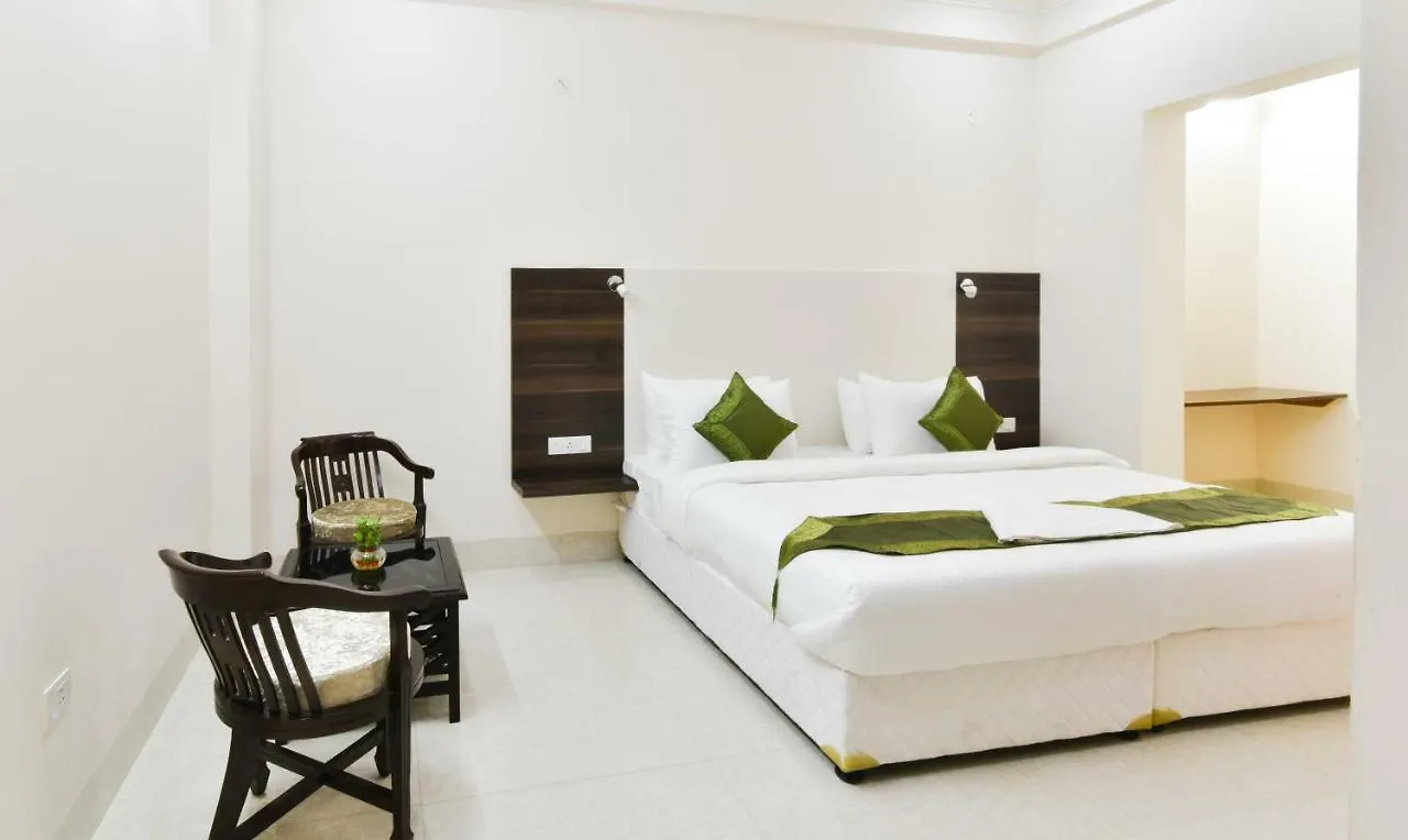Hotel Treebo Trend Essence Near Huda City Center Gurgáon